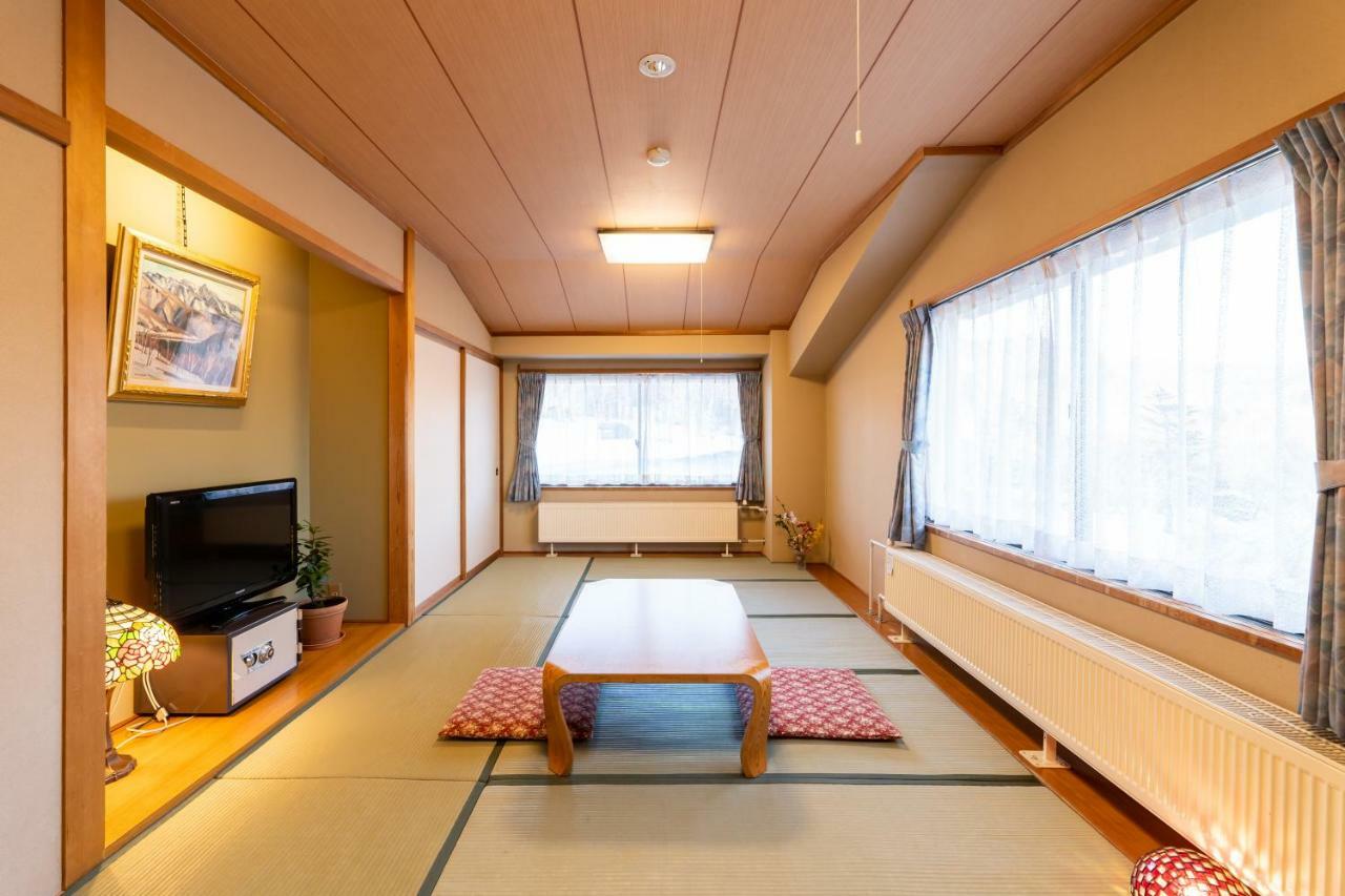 Hotel Sunny Shiga Yamanouchi  Exterior photo